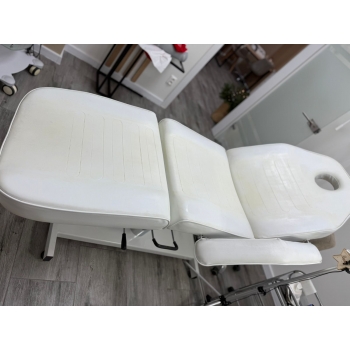 Fotel kosmetyczny hydrauliczny - UŻYWANY